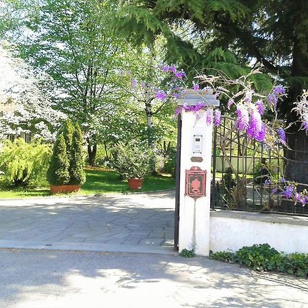Villa Maria Sole Revello Bagian luar foto