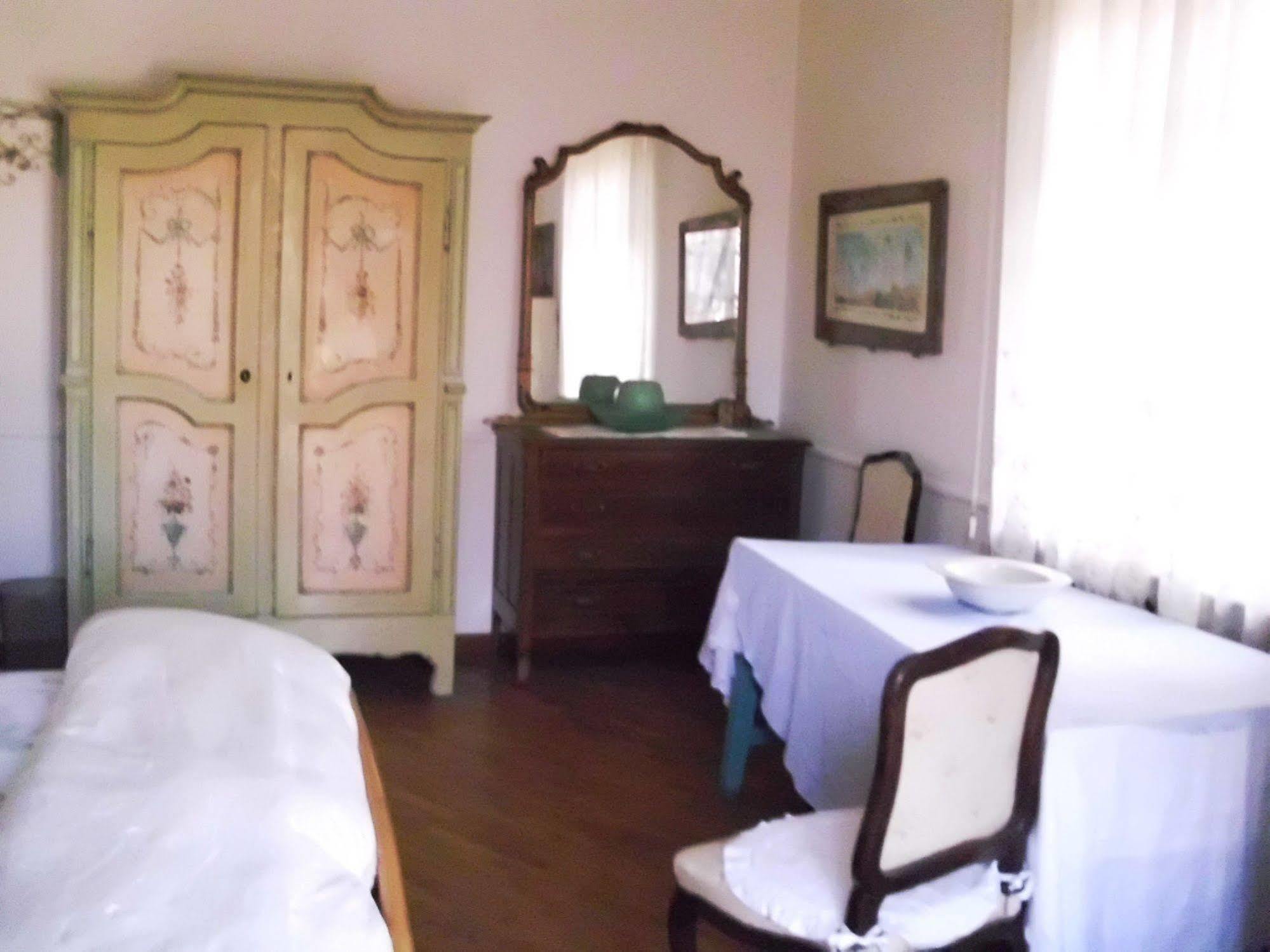 Villa Maria Sole Revello Bagian luar foto